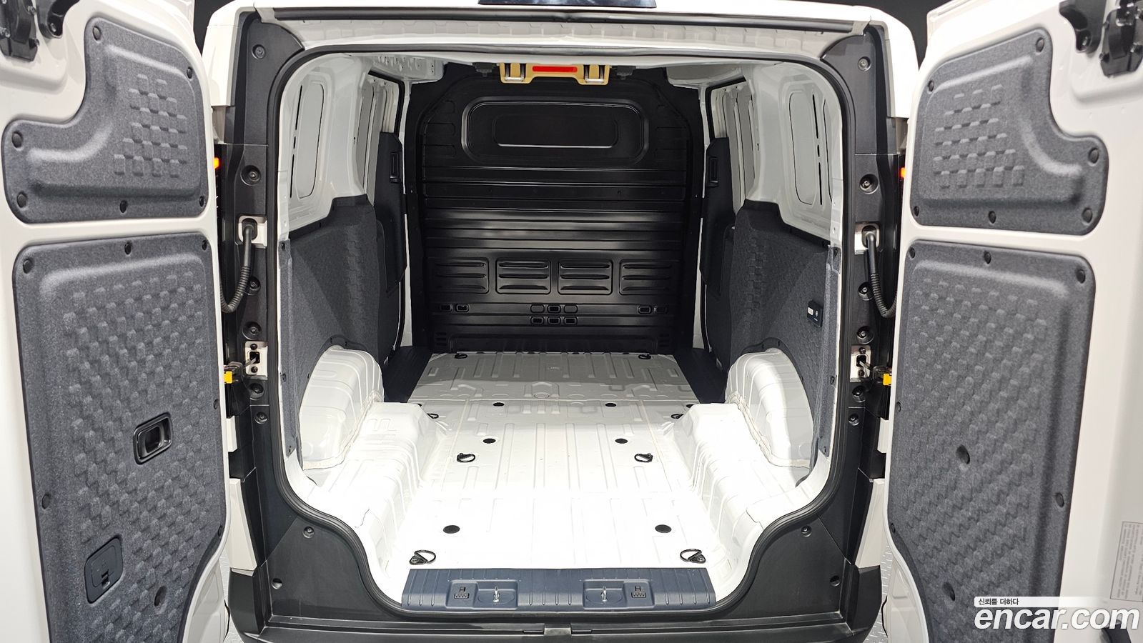 Kia PV5
