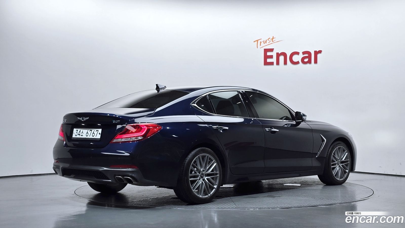 Genesis G70