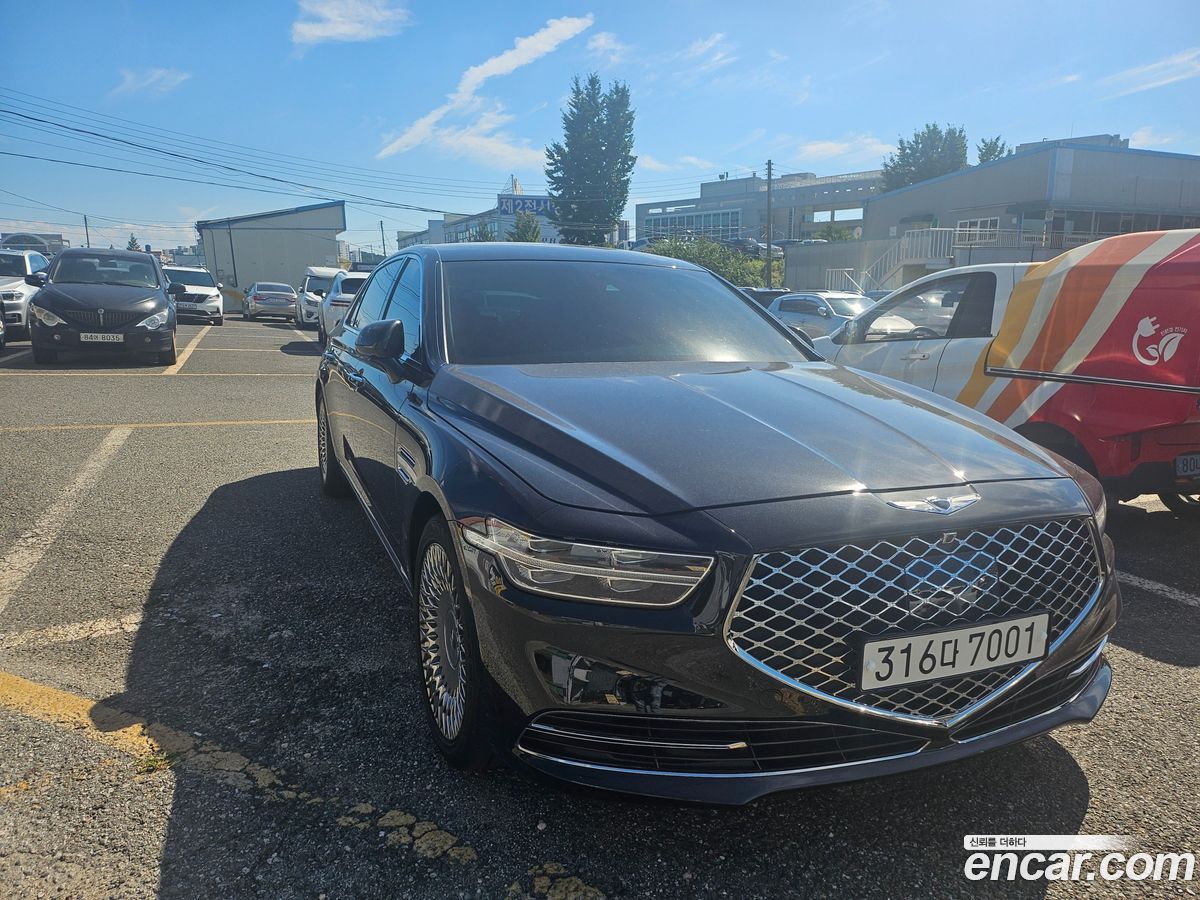 Genesis G90