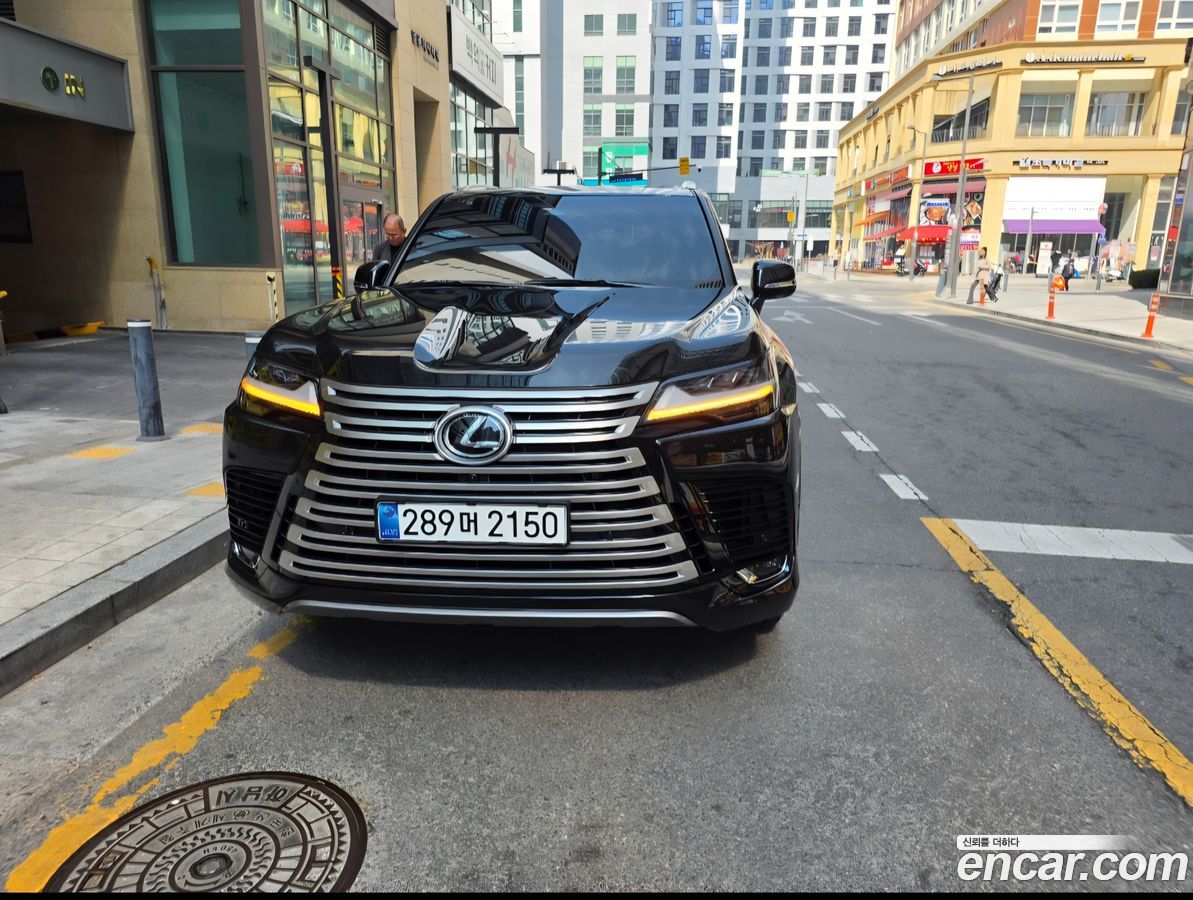 Lexus LX Mk4