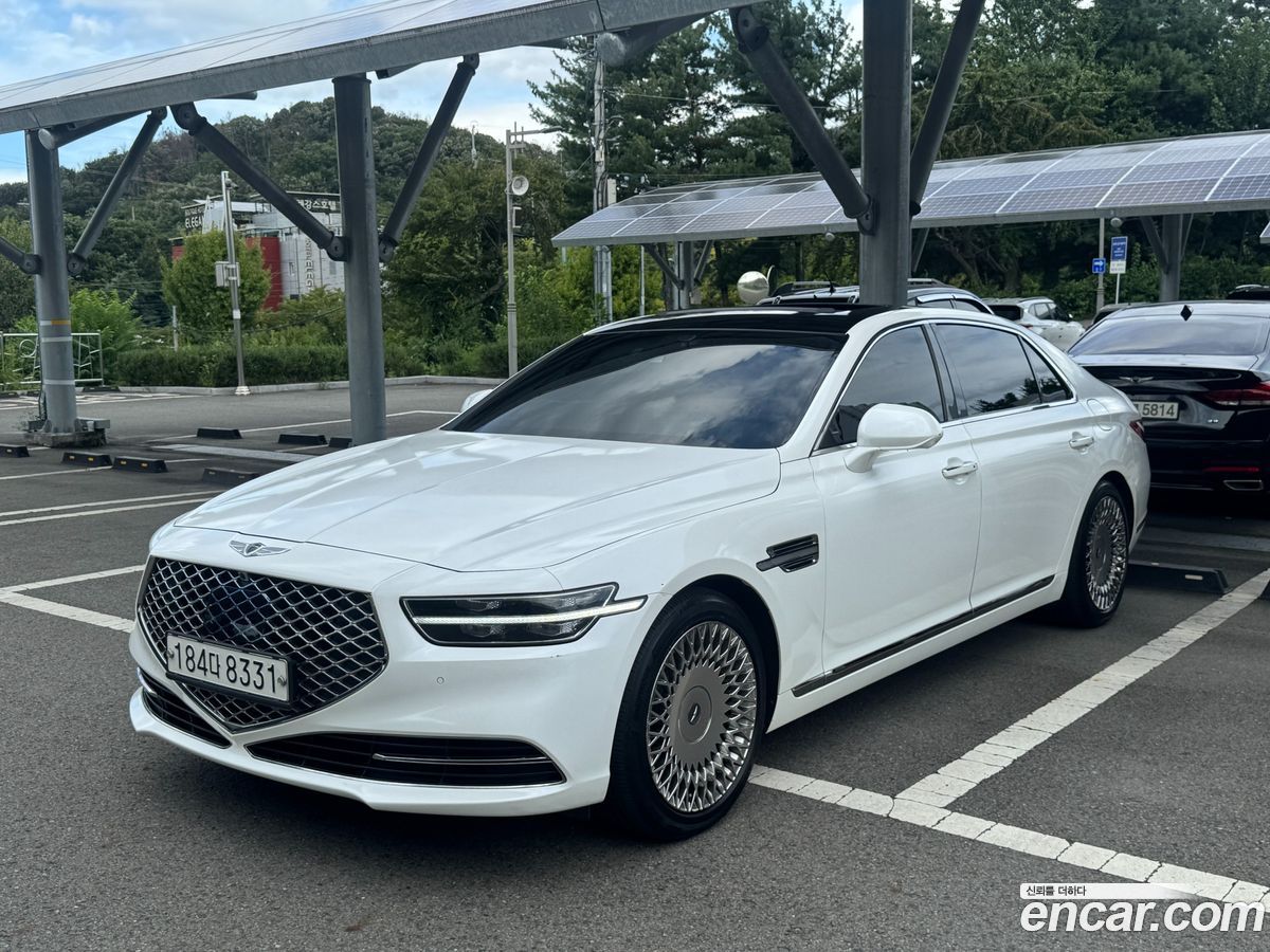 Genesis G90