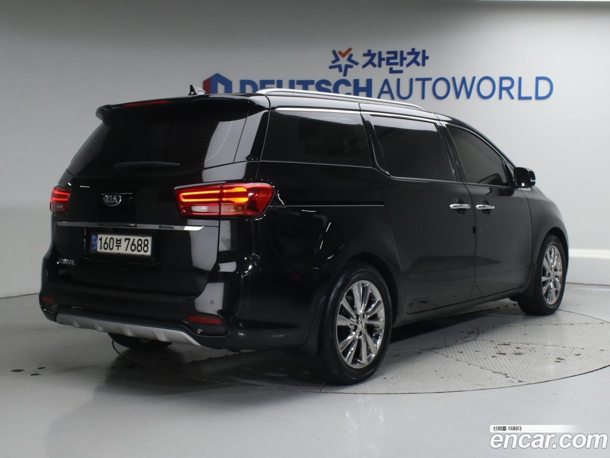 Kia Canival