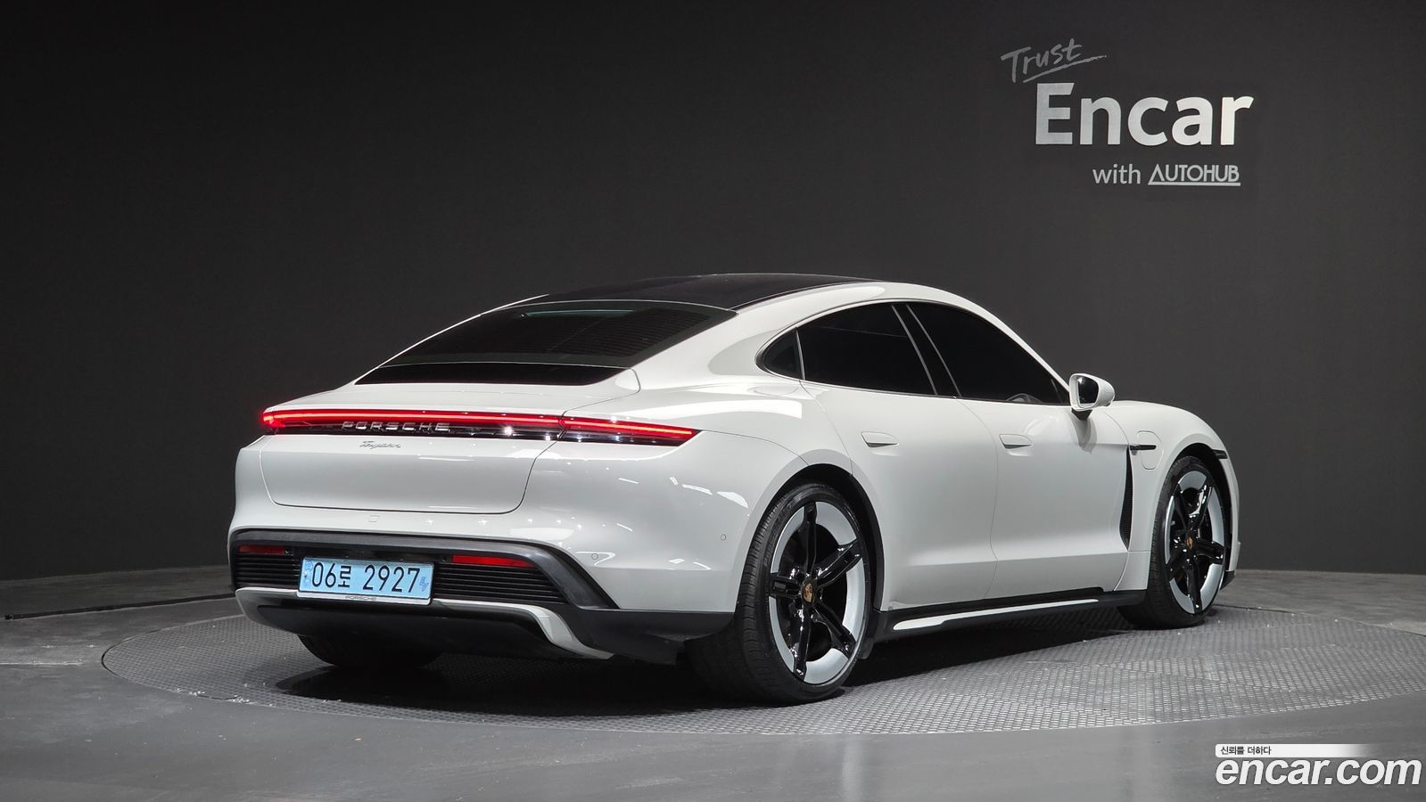 Porsche Taycan