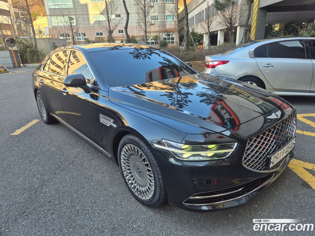 Genesis G90