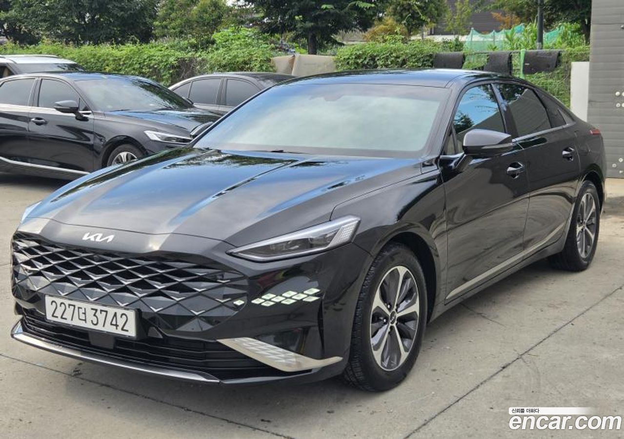 Kia K8