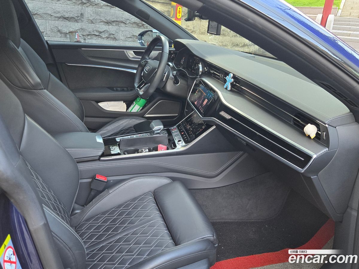 Audi S7