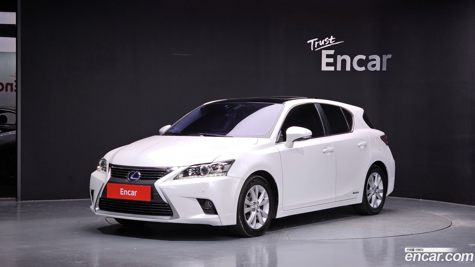 Lexus CT200h