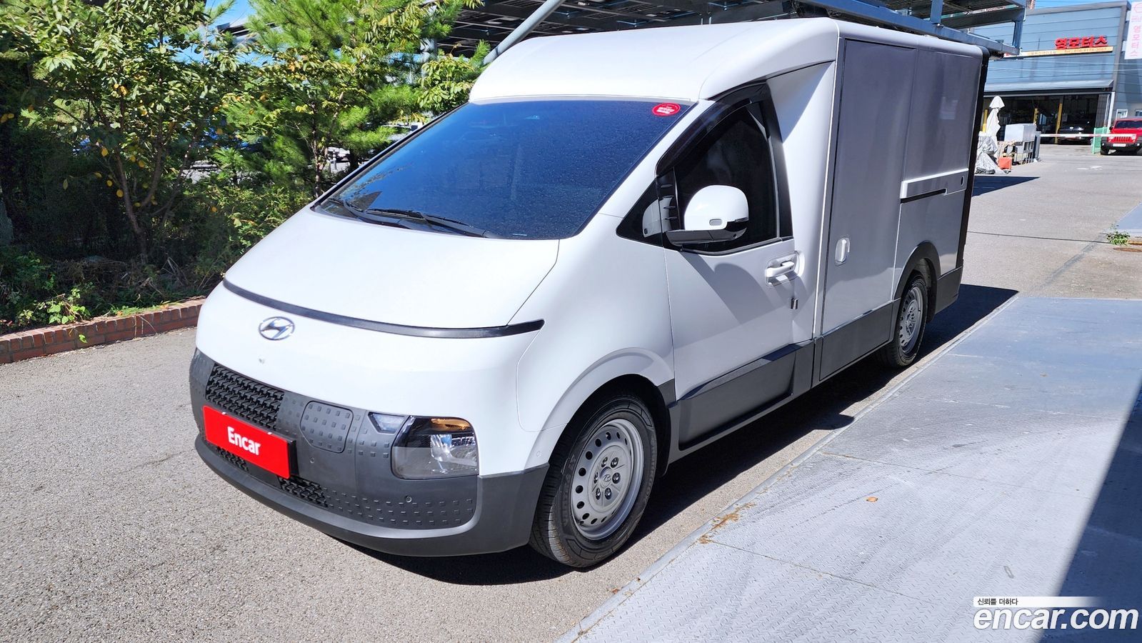 Hyundai ST1