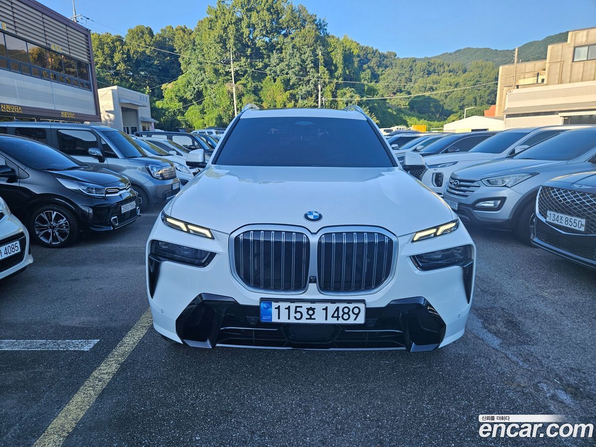 BMW X7