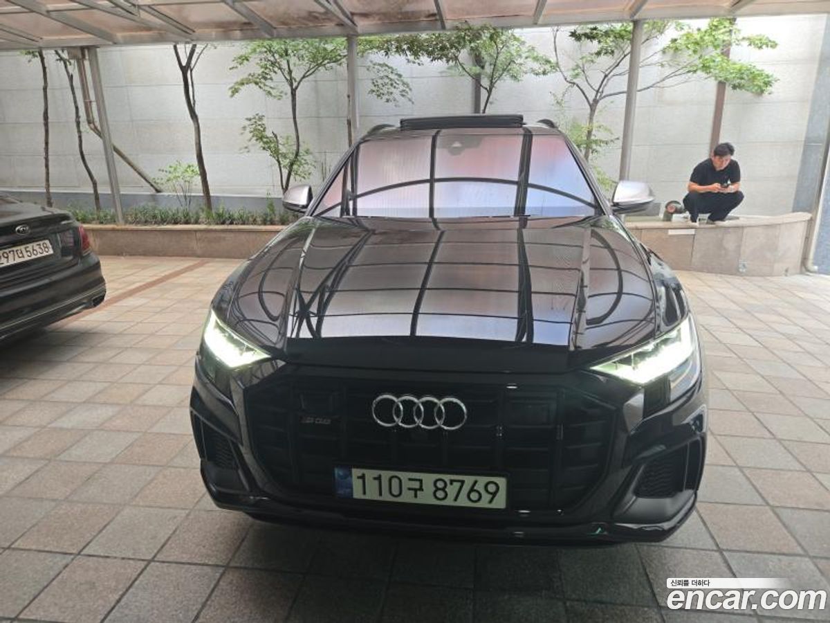 Audi SQ8