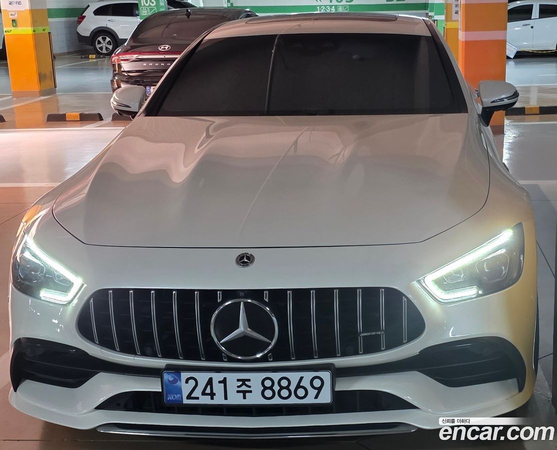 Mercedes-Benz AMG GT