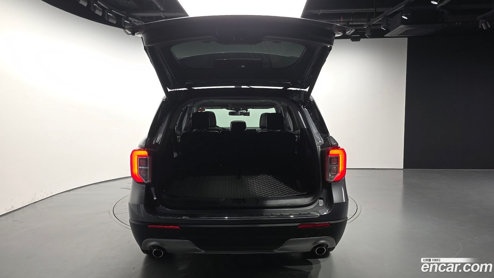 Ford Explorer Mk6
