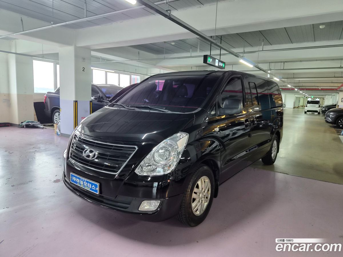 Hyundai Starex
