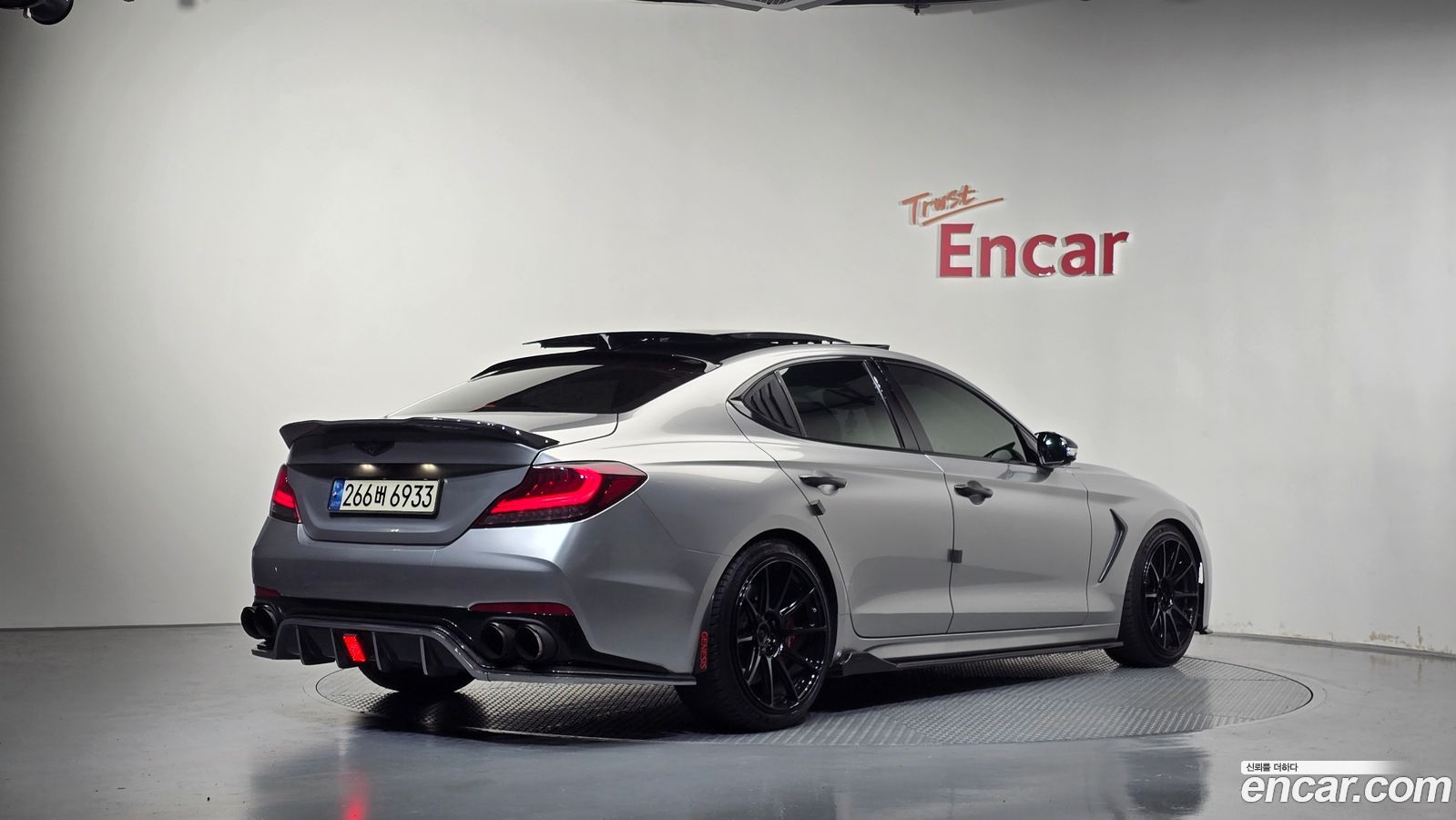 Genesis G70