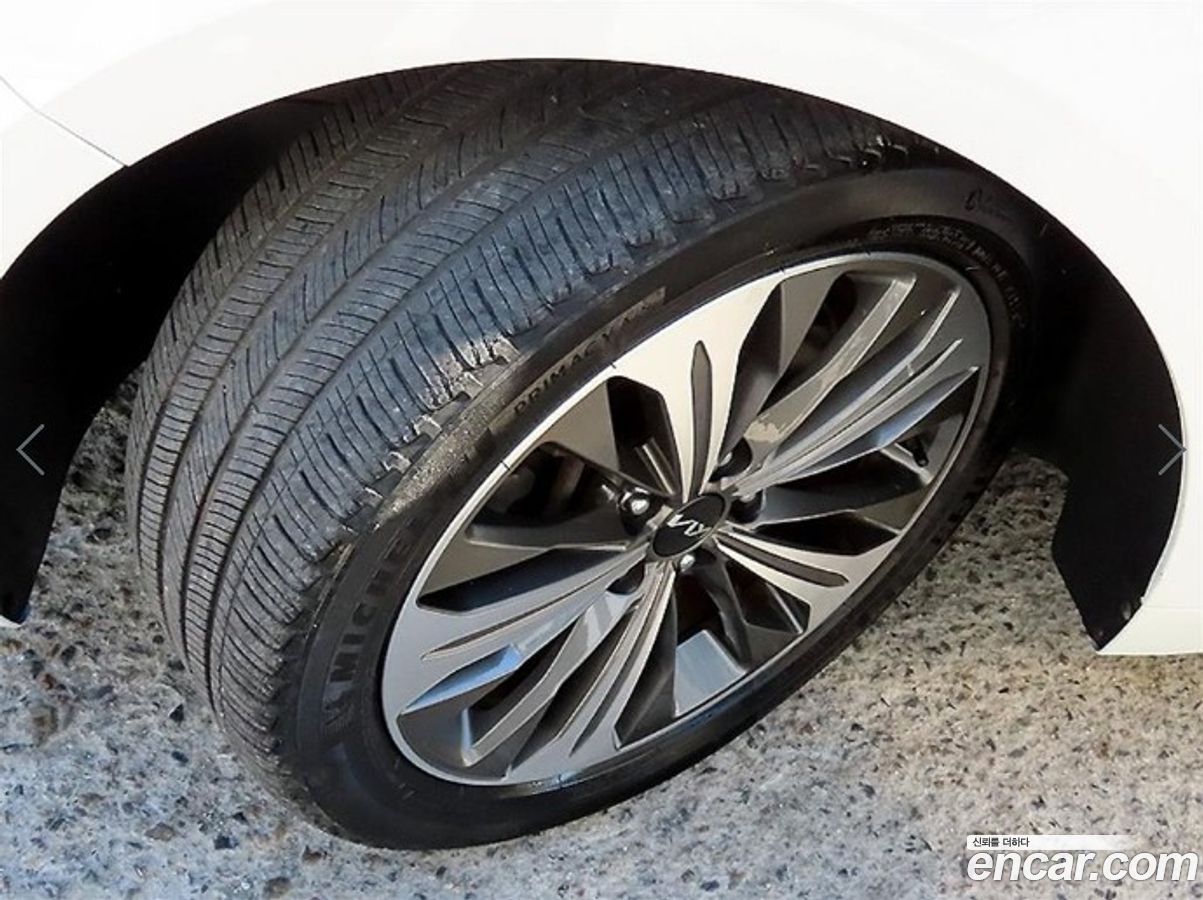 Kia K8