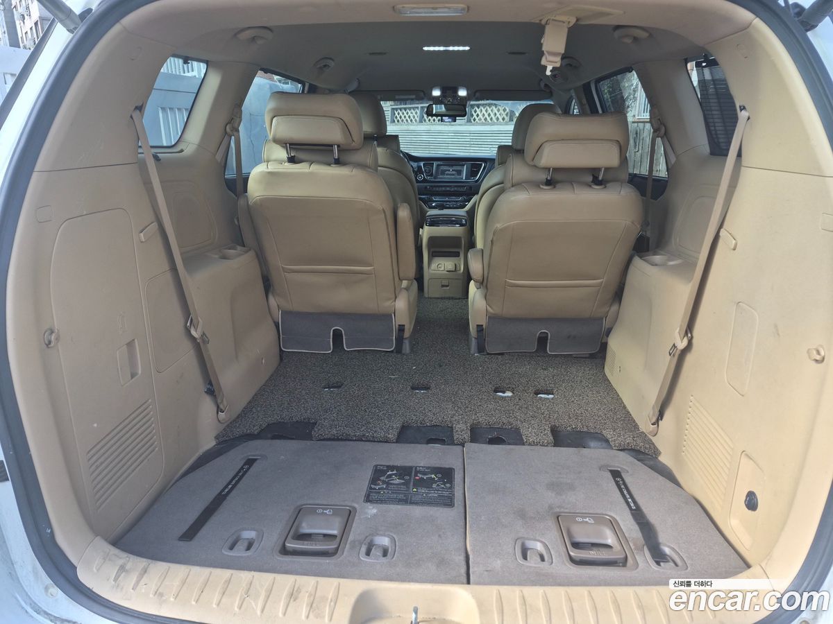 Kia Canival