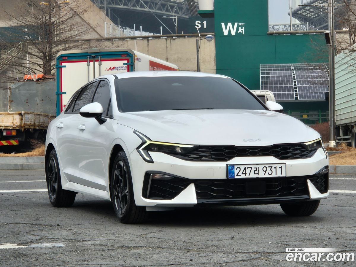 Kia K5 Mk3