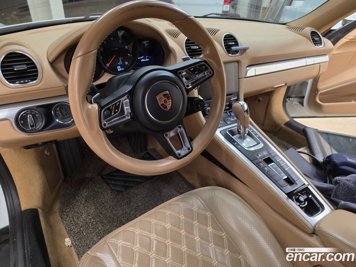 Porsche 718