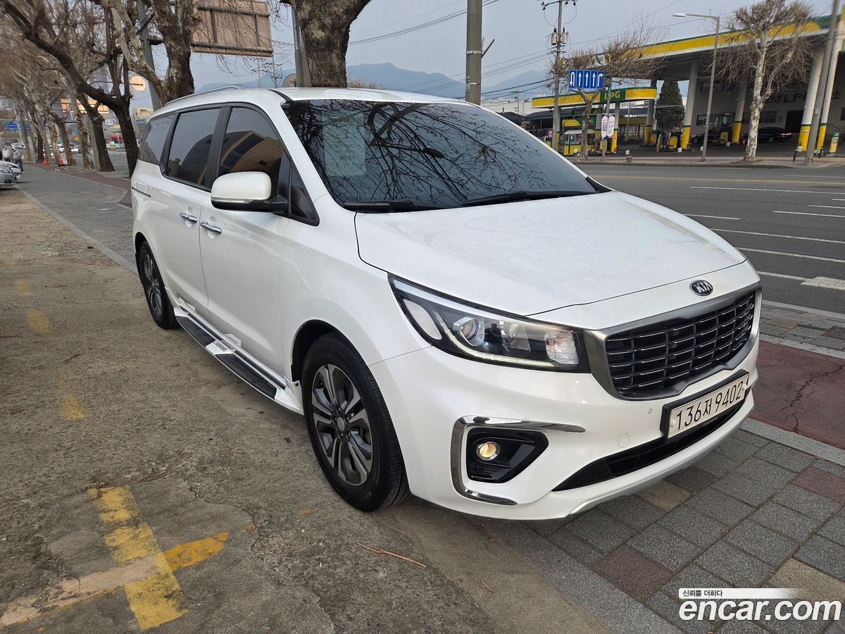 Kia Canival