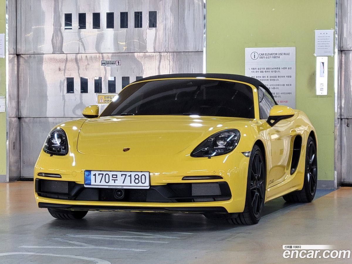 Porsche 718
