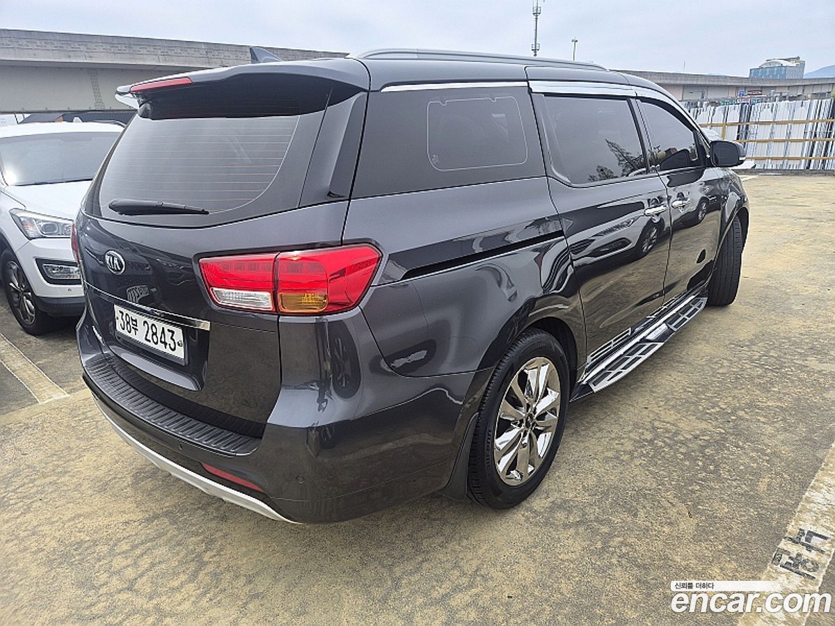 Kia Canival