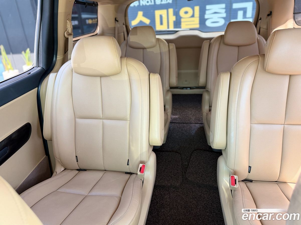 Kia Canival