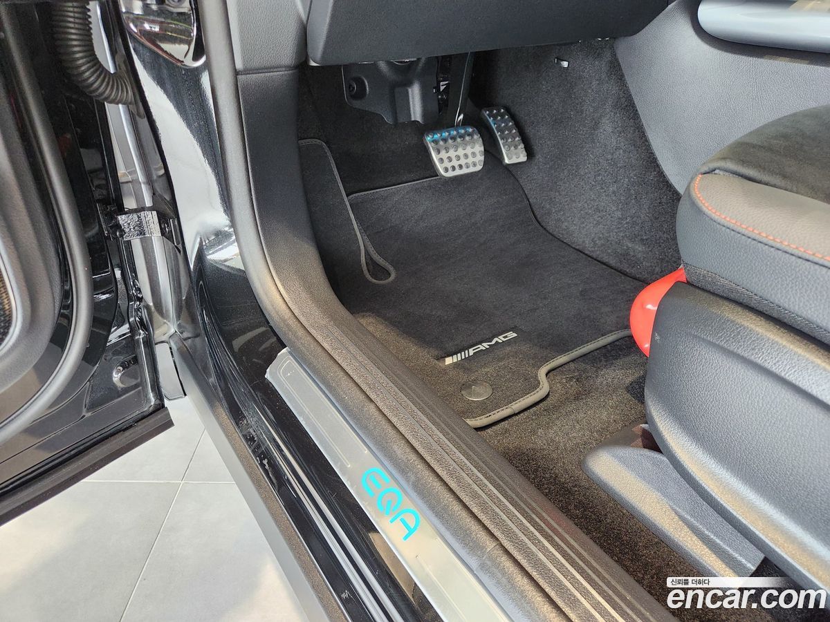 Mercedes-Benz EQA