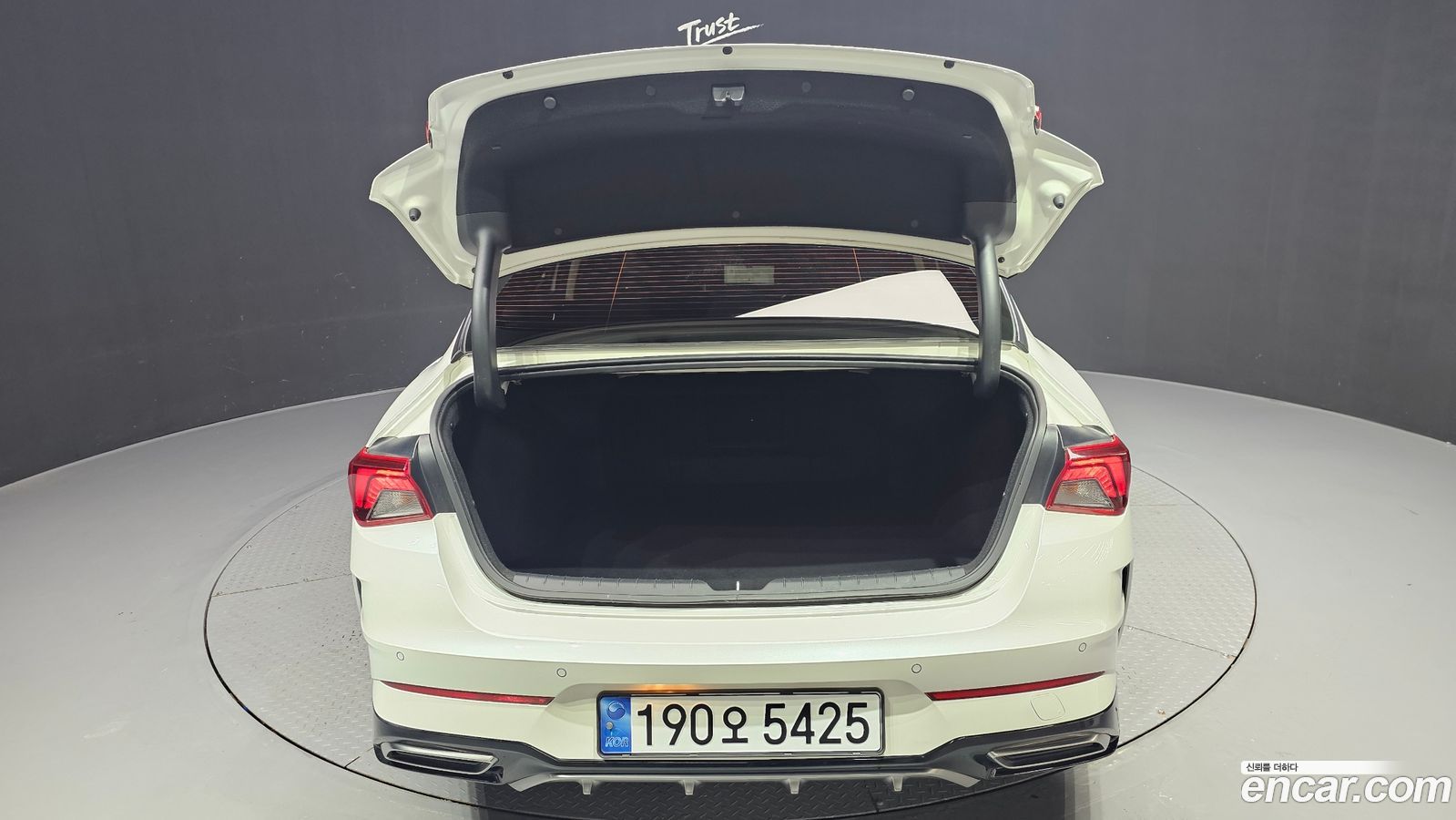 Kia K5 Mk3