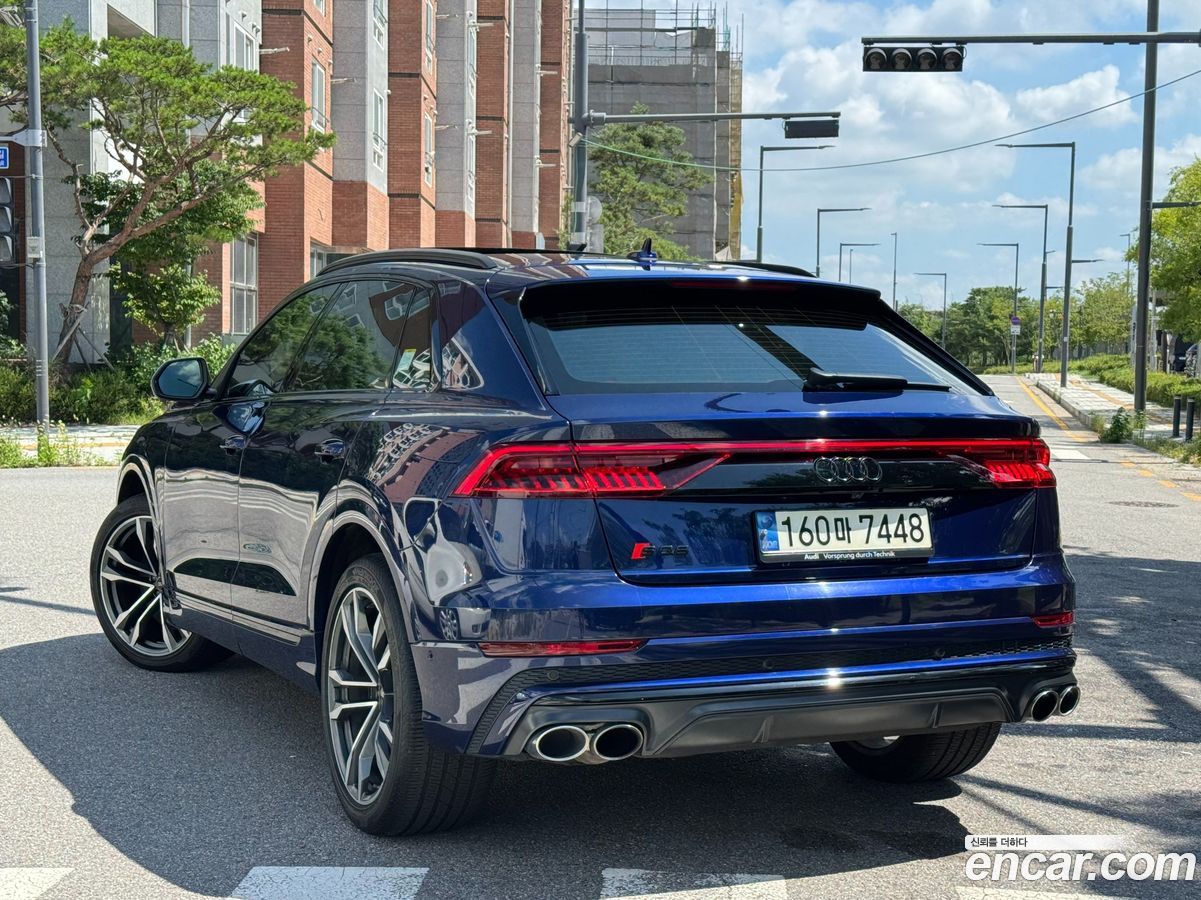 Audi SQ8