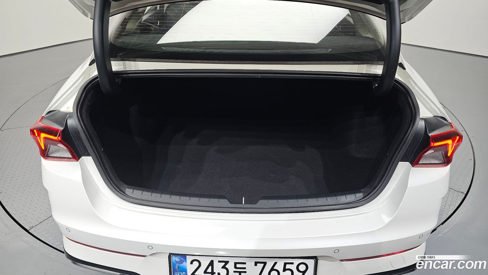 Kia K5 Mk3
