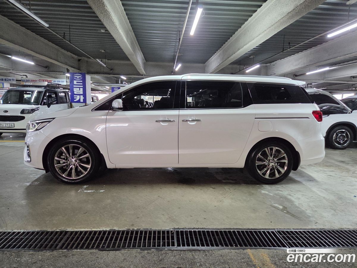 Kia Canival