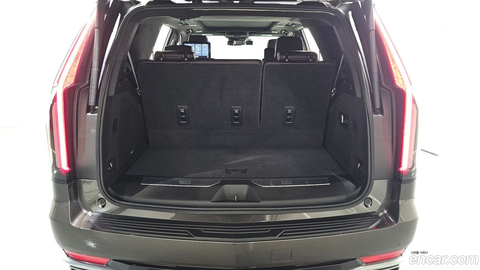Cadillac Escalade Mk5