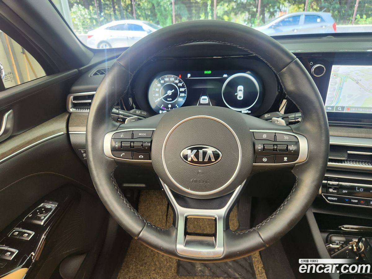 Kia K5 Mk3