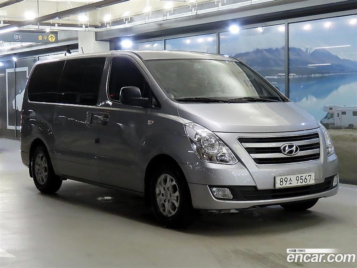 Hyundai Starex