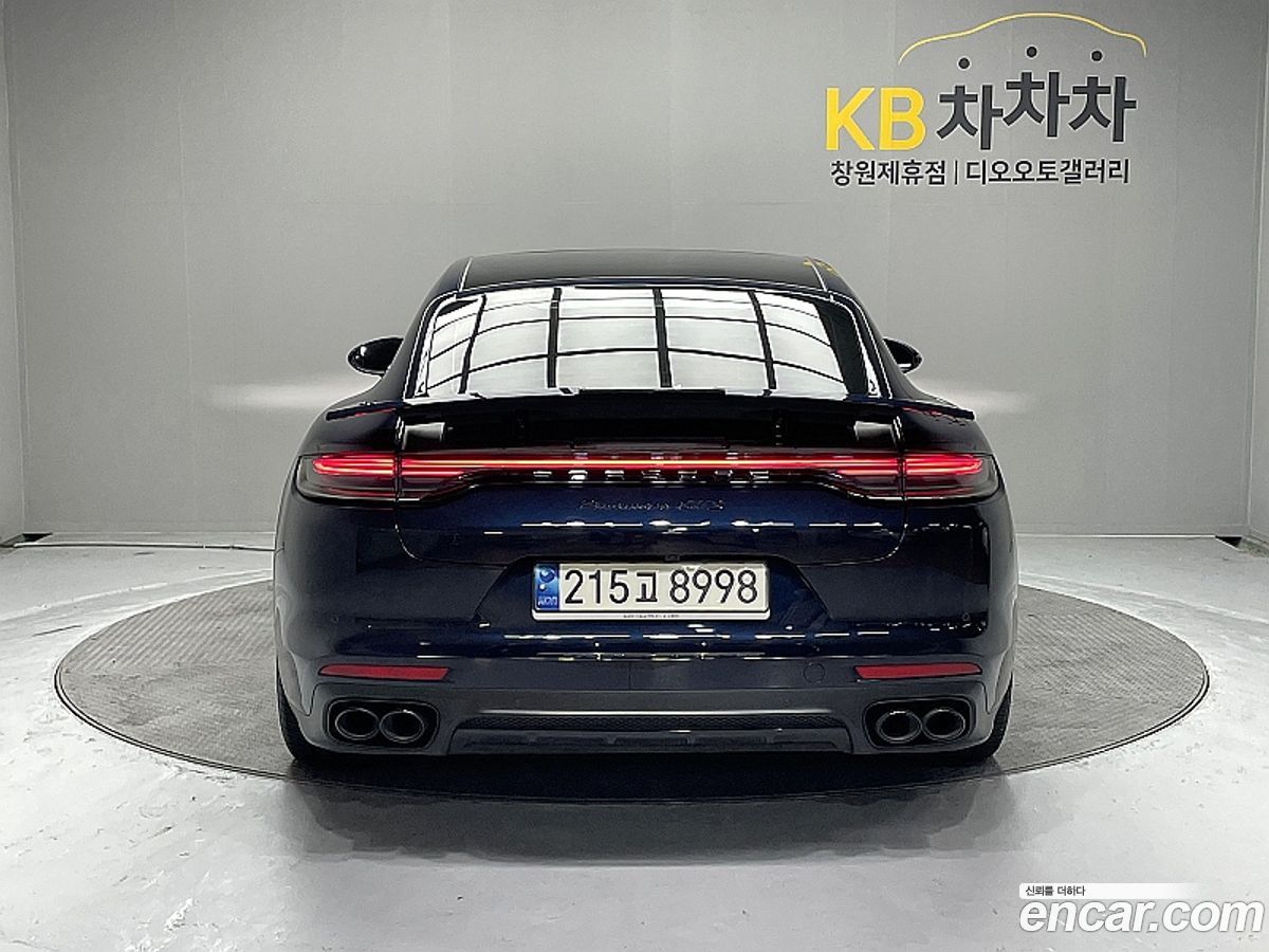 Porsche Panamera