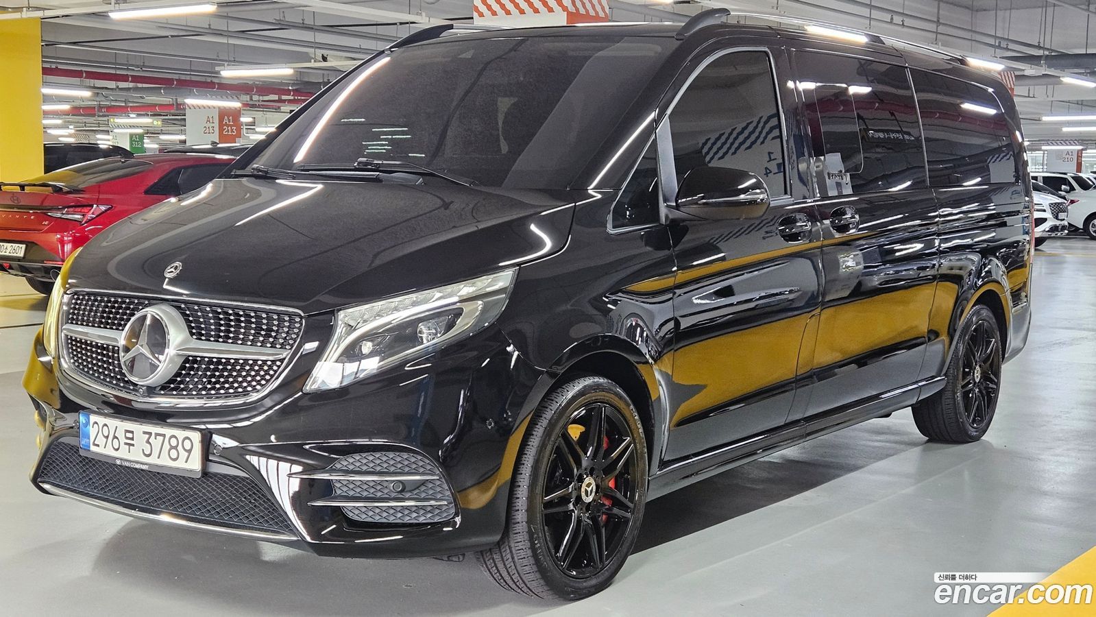 Mercedes-Benz V-Class