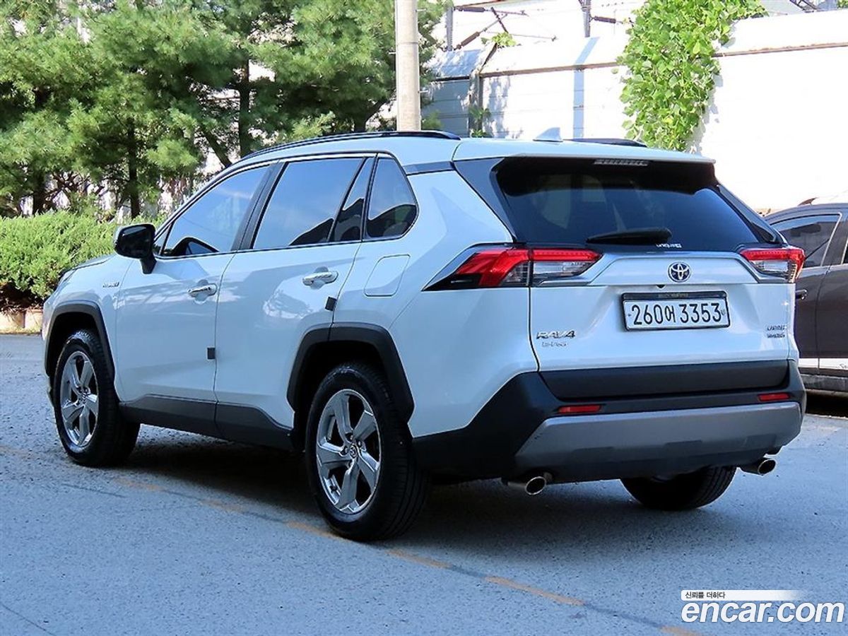 Toyota RAV4 Mk5