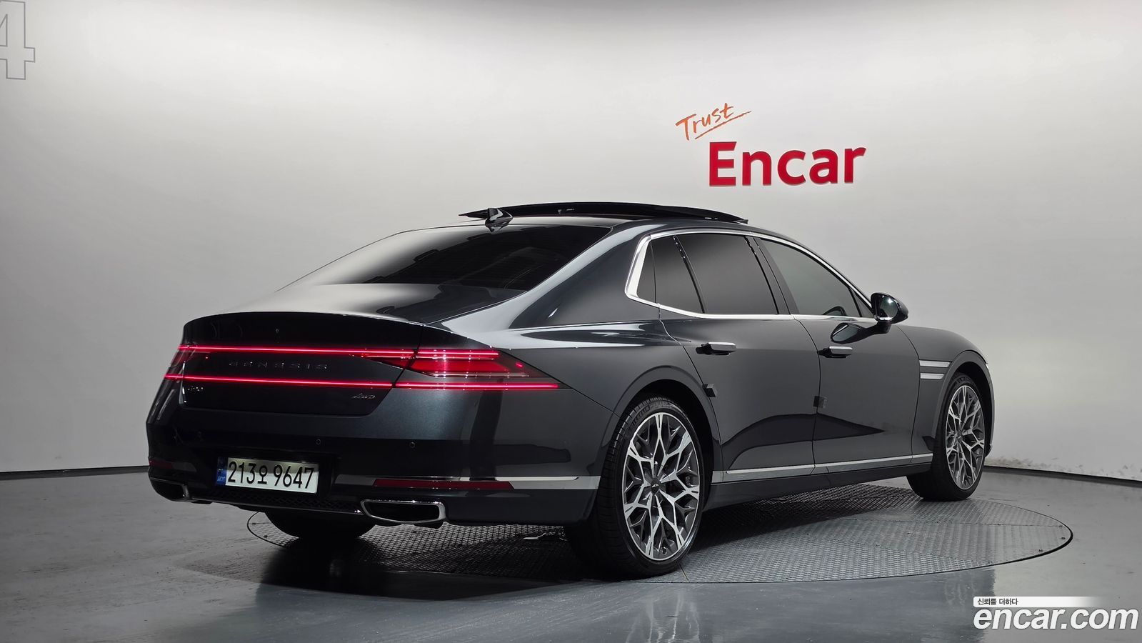 Genesis G90