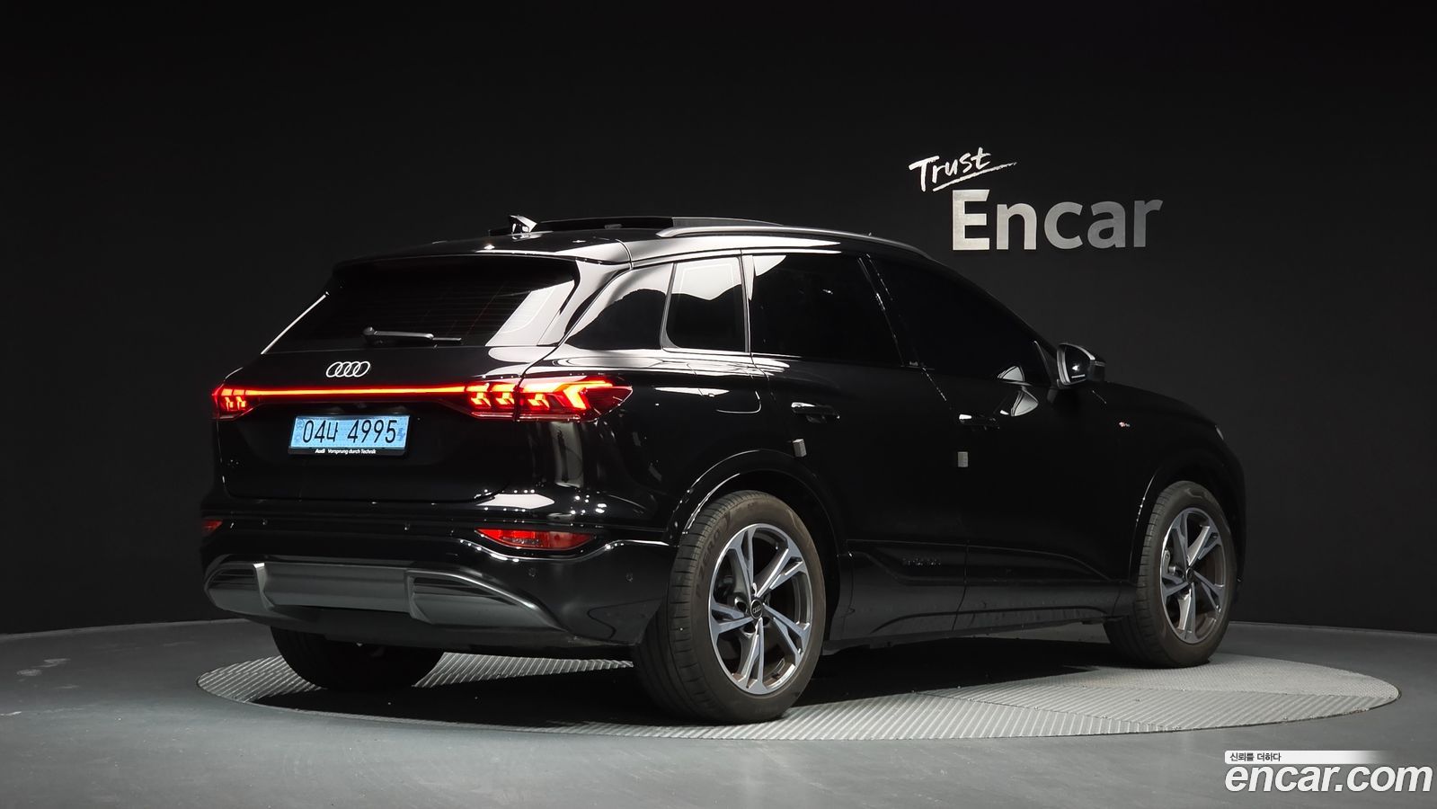 Audi Q6 e-tron