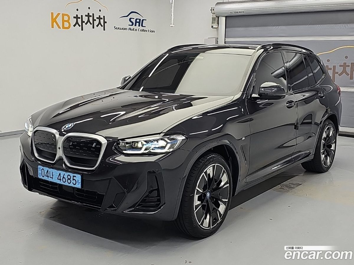 BMW iX3