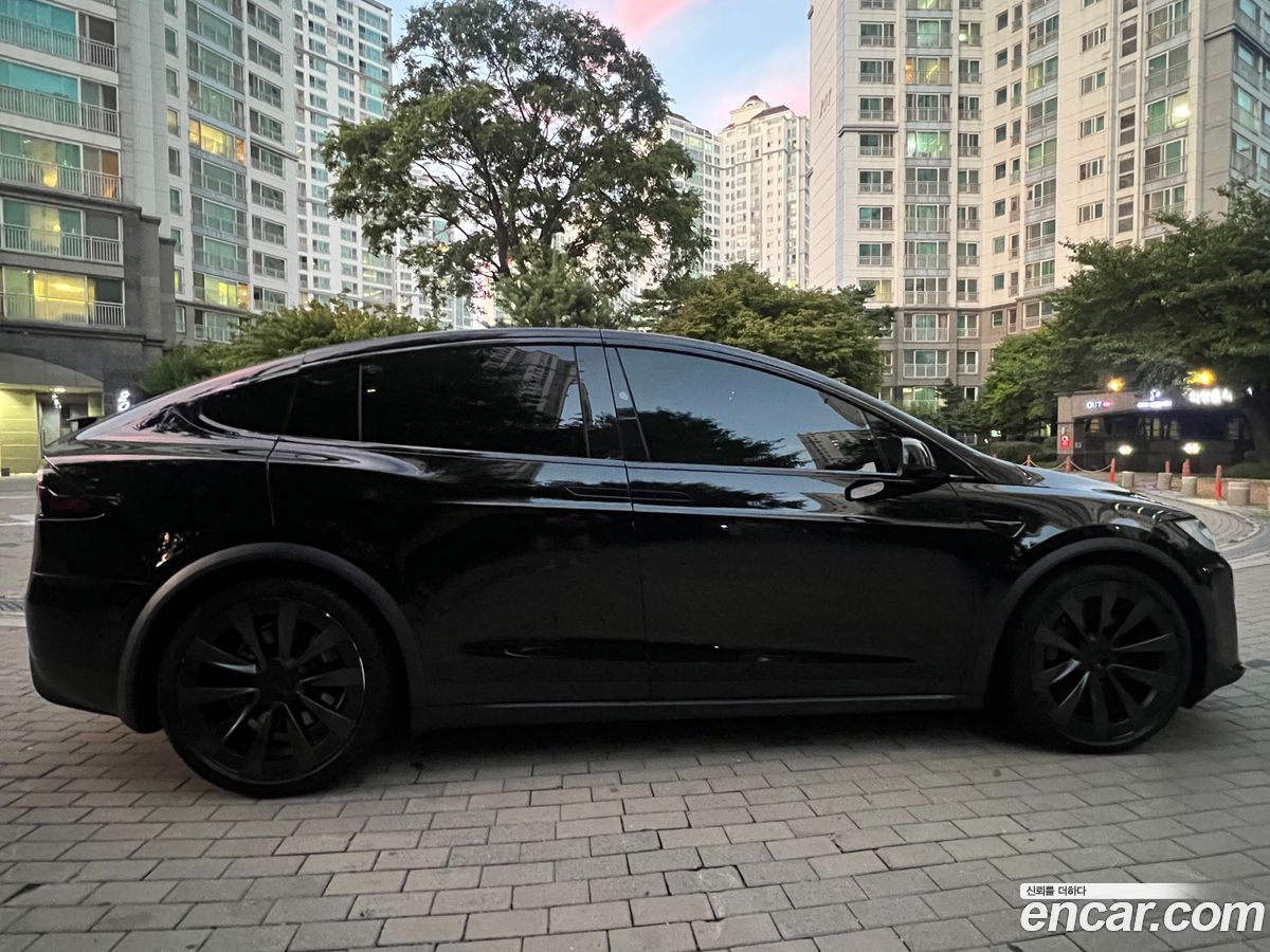 Tesla Model X