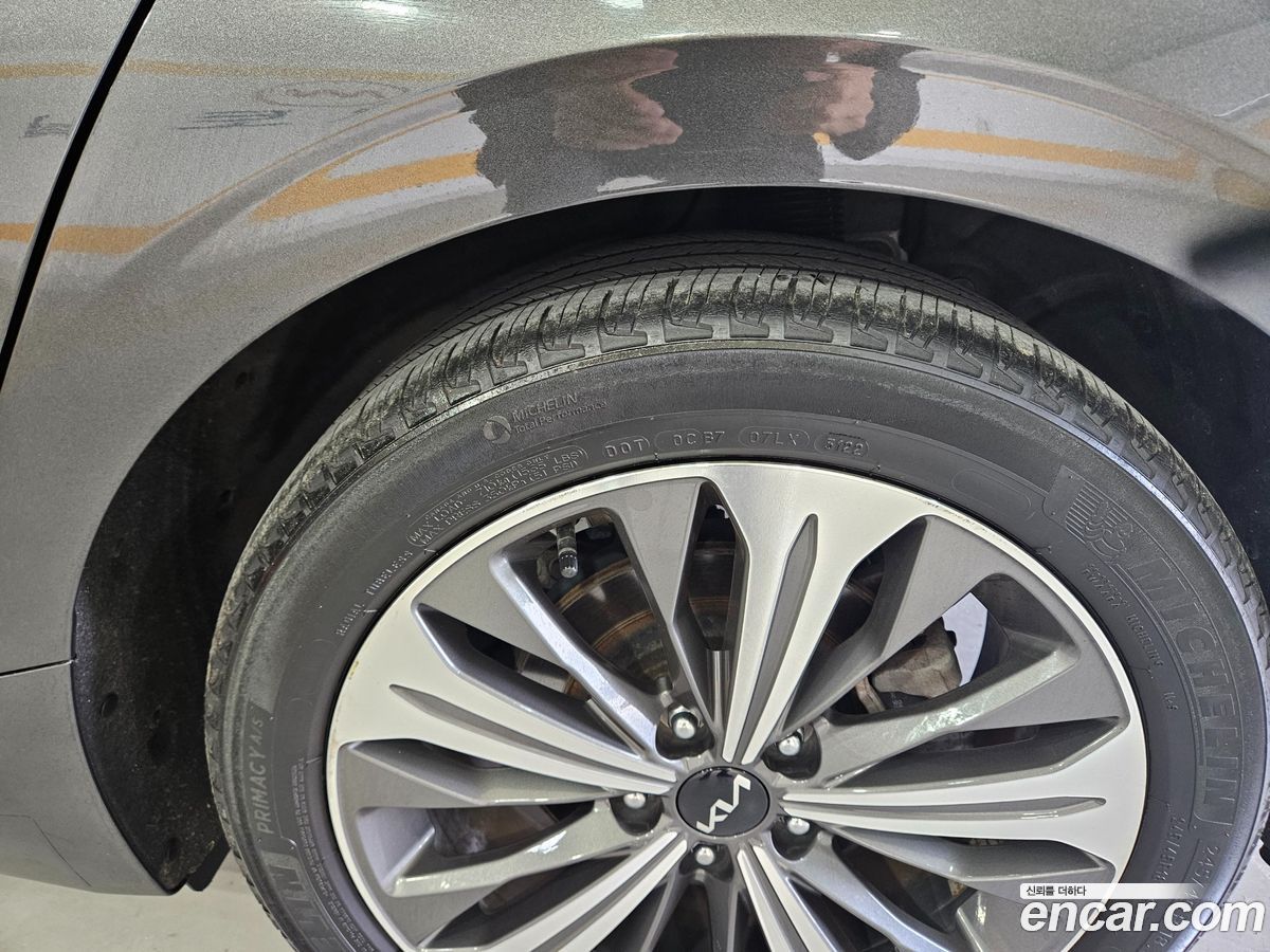 Kia K8