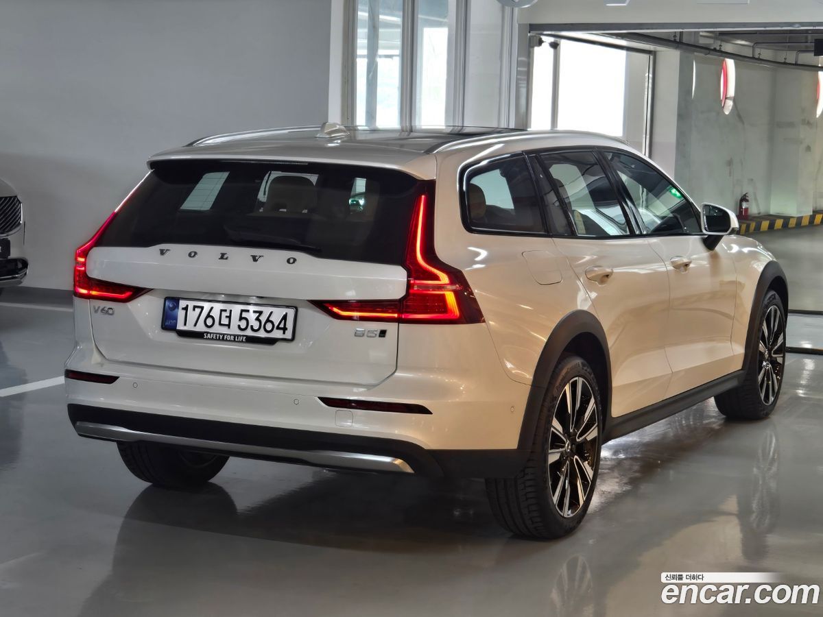 Volvo V60 Cross Country Mk2