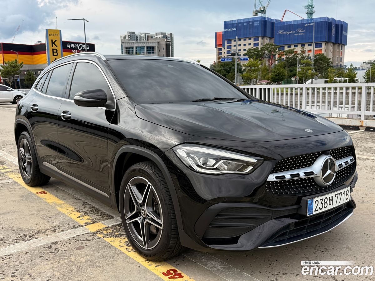 Mercedes-Benz GLA-Class