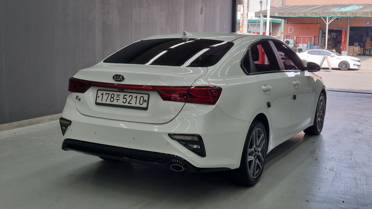 Kia K3