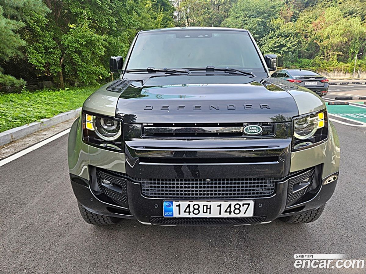 Land Rover Defender
