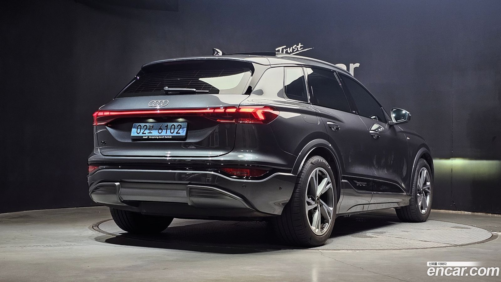Audi Q6 e-tron