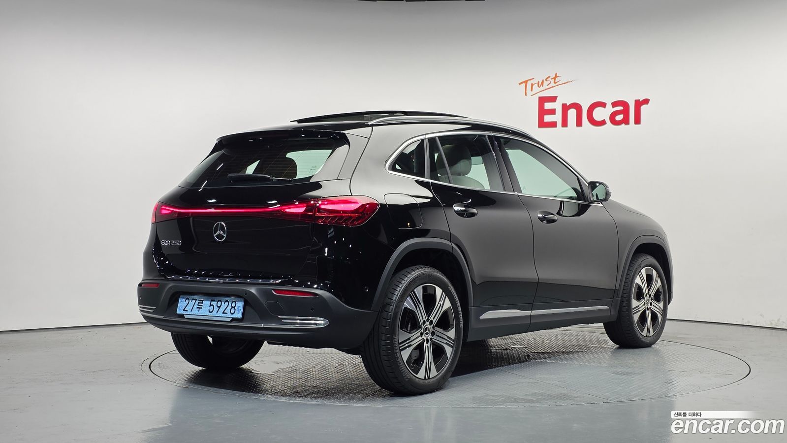 Mercedes-Benz EQA
