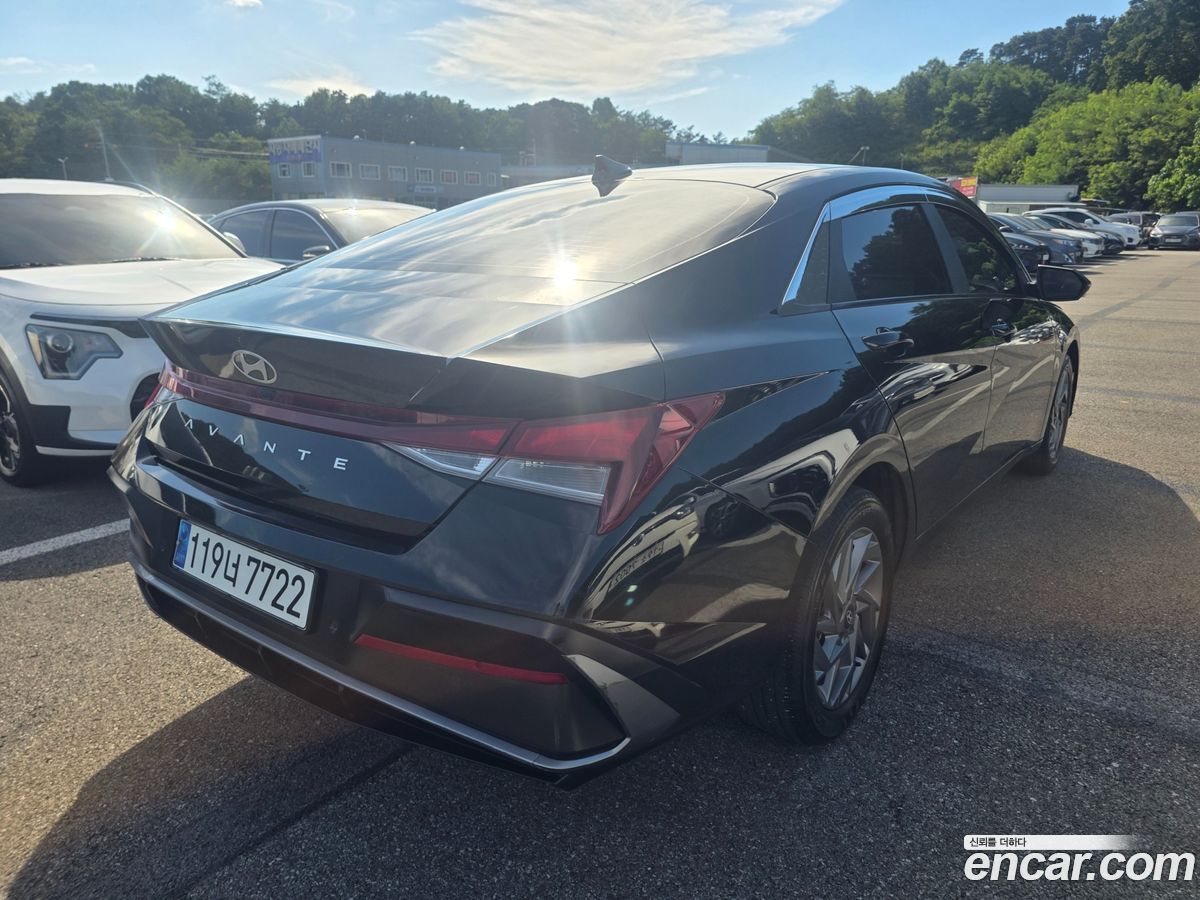 Hyundai AVANTE