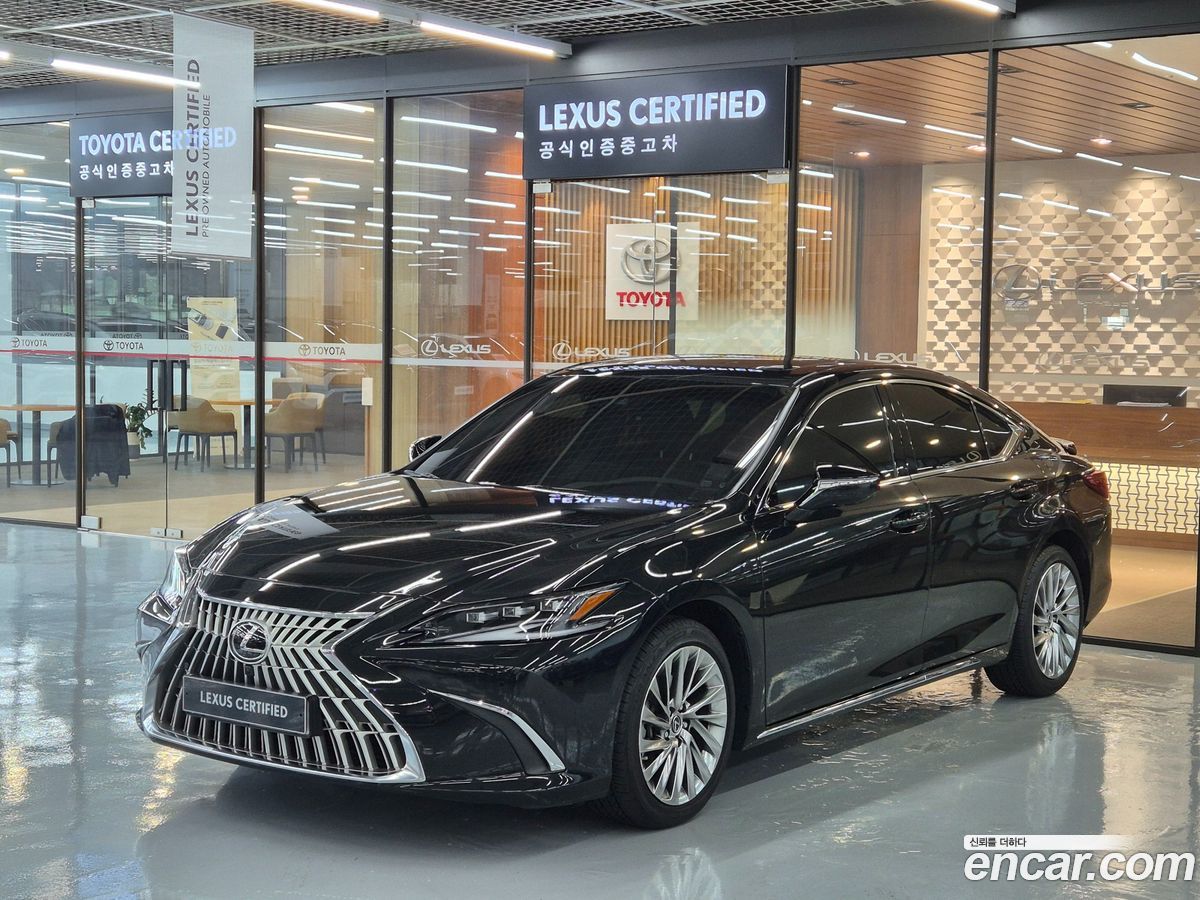 Lexus ES Mk7